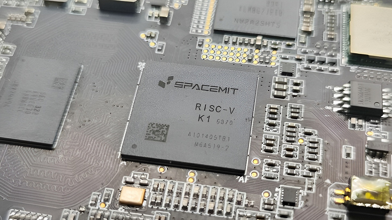 И снова процессор, разработанный в Китае. Стартап SpacemiT представил Key Stone K1 X60 для задач ИИ, основанный на архитектуре RISC-V