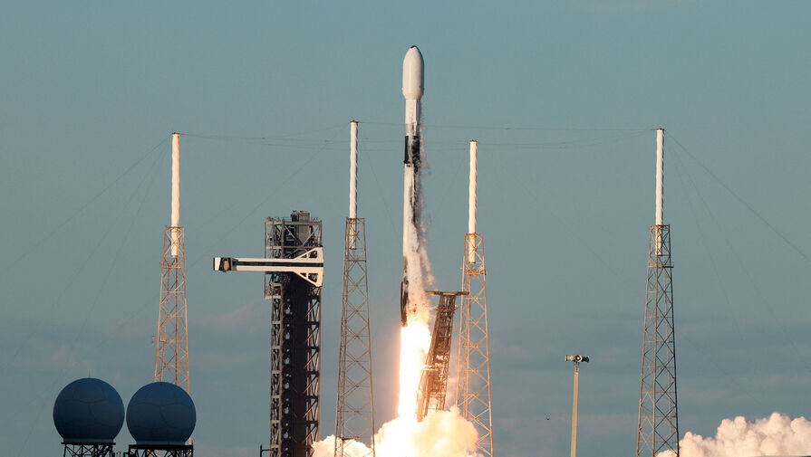 SpaceX запустила ракету с европейским спутником